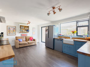 Kitchen/Family Room- click for photo gallery